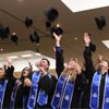 Se gradúan 111 estudiantes de la Facultad de Odontología